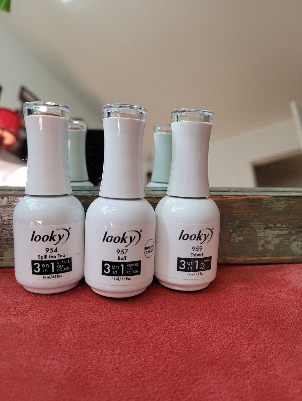 Looky Trio 3-in-1 Gel Polish - Buff (957) - Desert (959) - Spill The Tea (954)